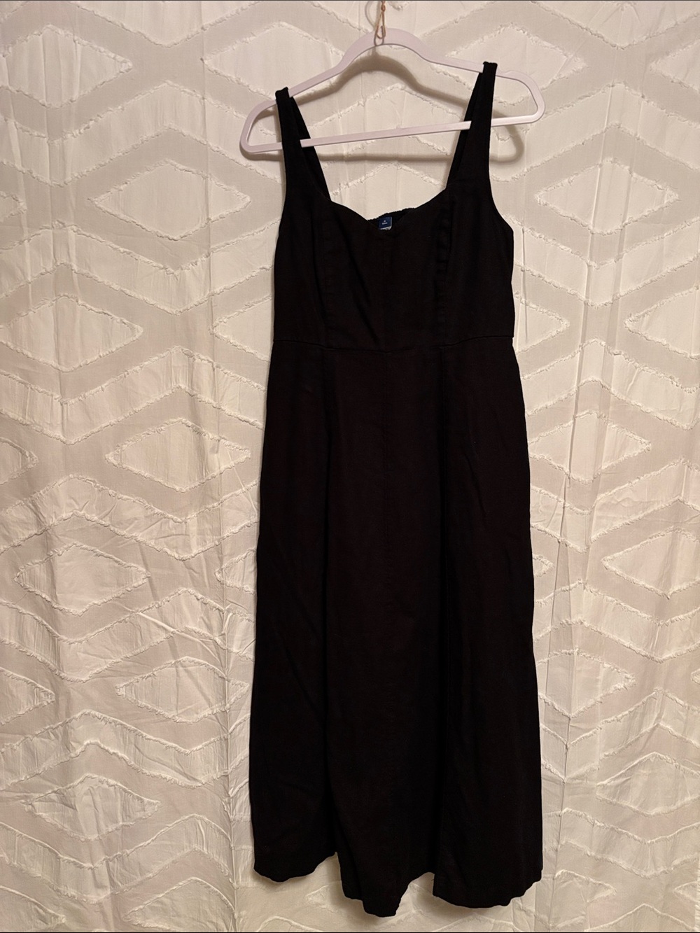 Old Navy Black Linen Sweetheart Neckline Midi Dress